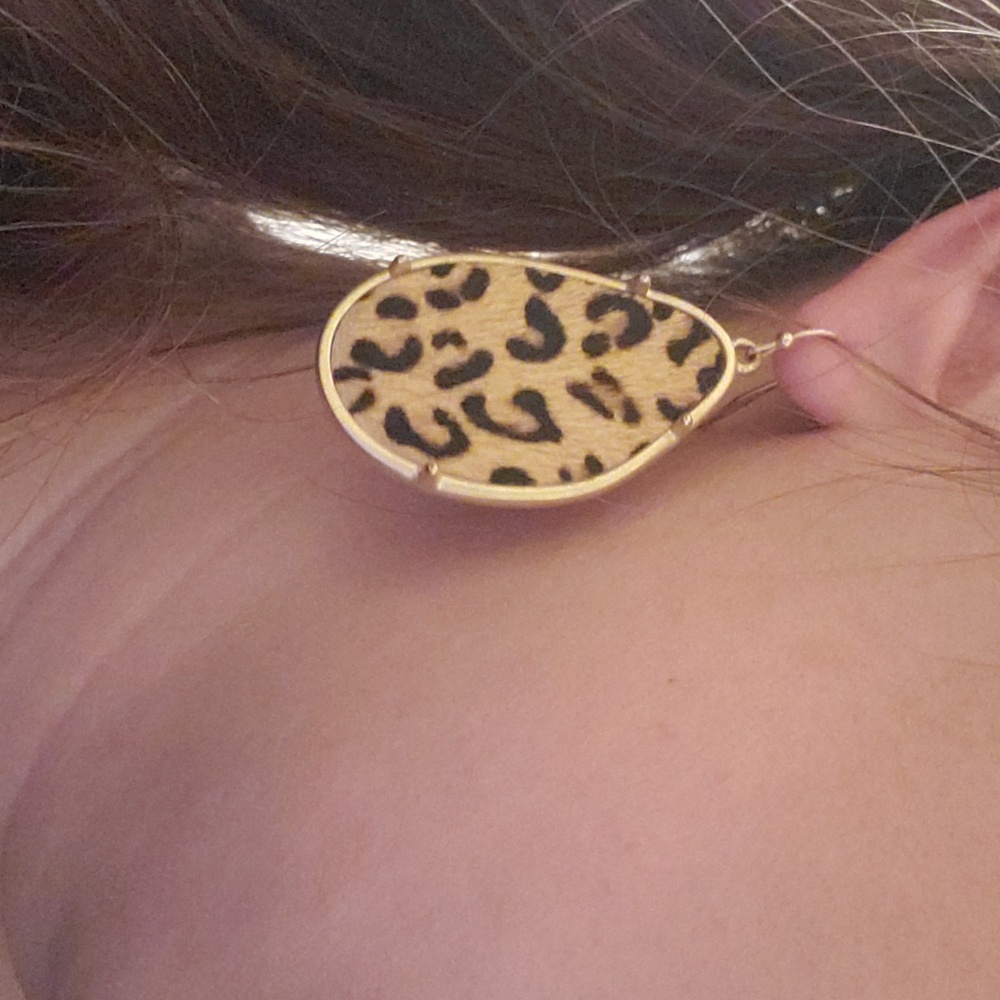 🌼5 for 25.00 Animal Print Earrings with matte Goldtone Finish